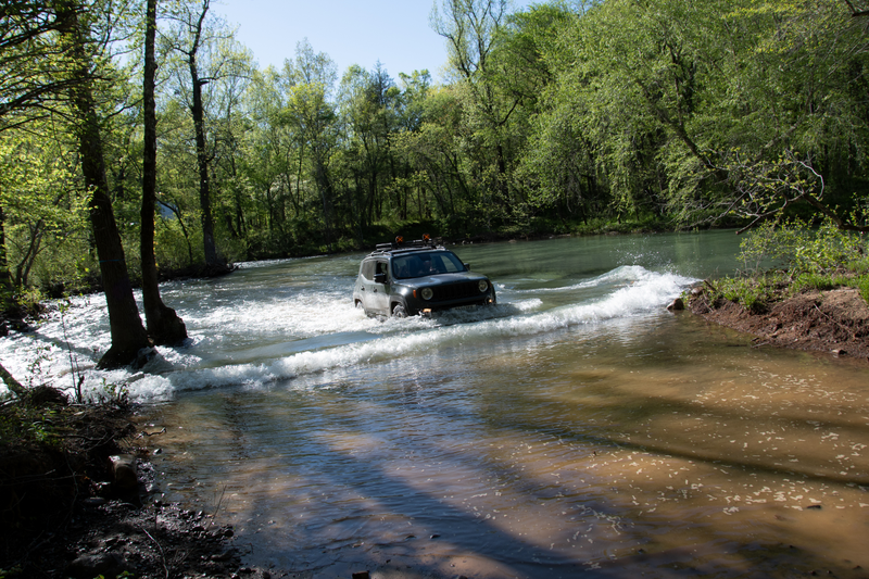 Illustration for article titled Easter Weekend in the Ozarks